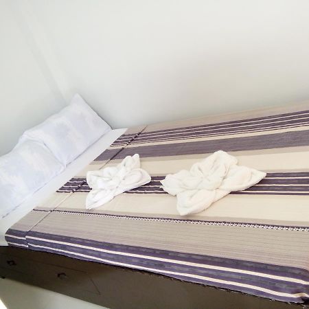 Chelle'S Apartelle - Inn El Nido Ngoại thất bức ảnh