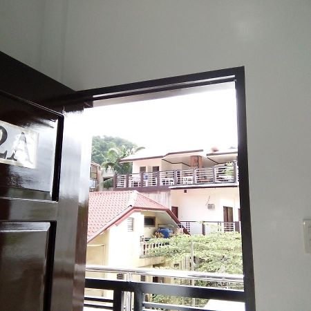 Chelle'S Apartelle - Inn El Nido Ngoại thất bức ảnh