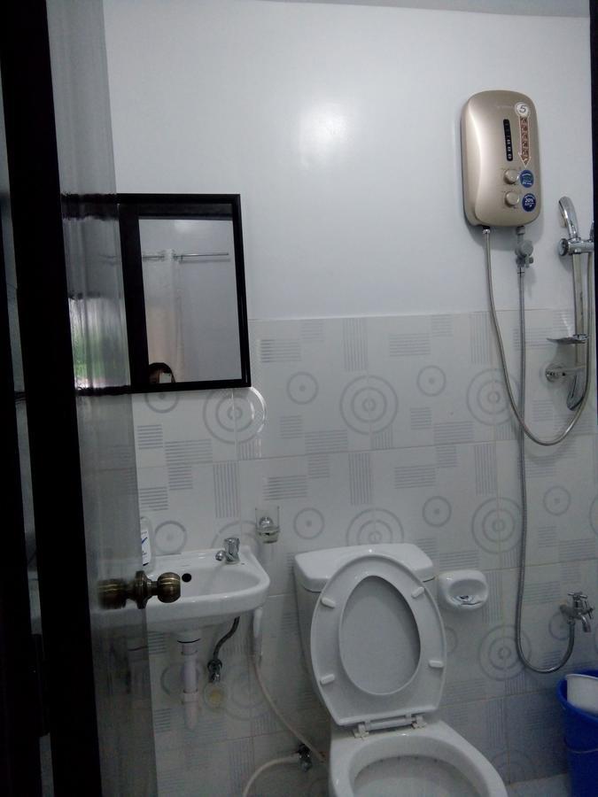 Chelle'S Apartelle - Inn El Nido Ngoại thất bức ảnh