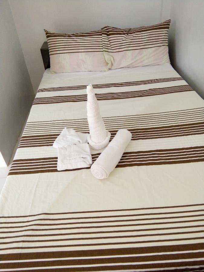 Chelle'S Apartelle - Inn El Nido Ngoại thất bức ảnh