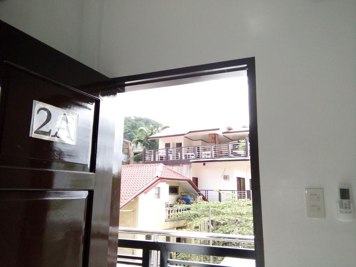 Chelle'S Apartelle - Inn El Nido Ngoại thất bức ảnh