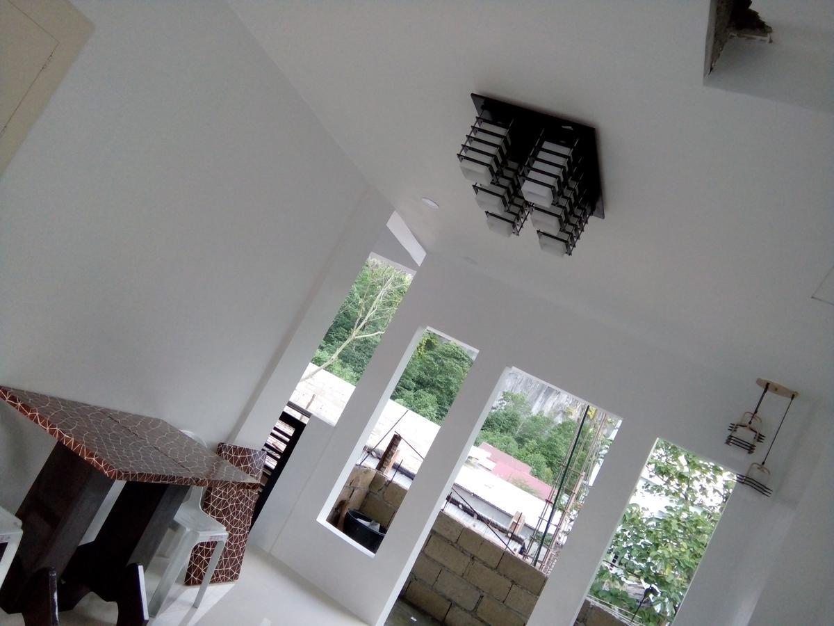 Chelle'S Apartelle - Inn El Nido Ngoại thất bức ảnh